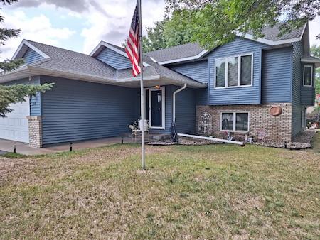 Soft washing vs pressure washing in minnesota when to use each