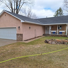 House-Washing-and-Pressure-Washing-in-Annandale-MN 1