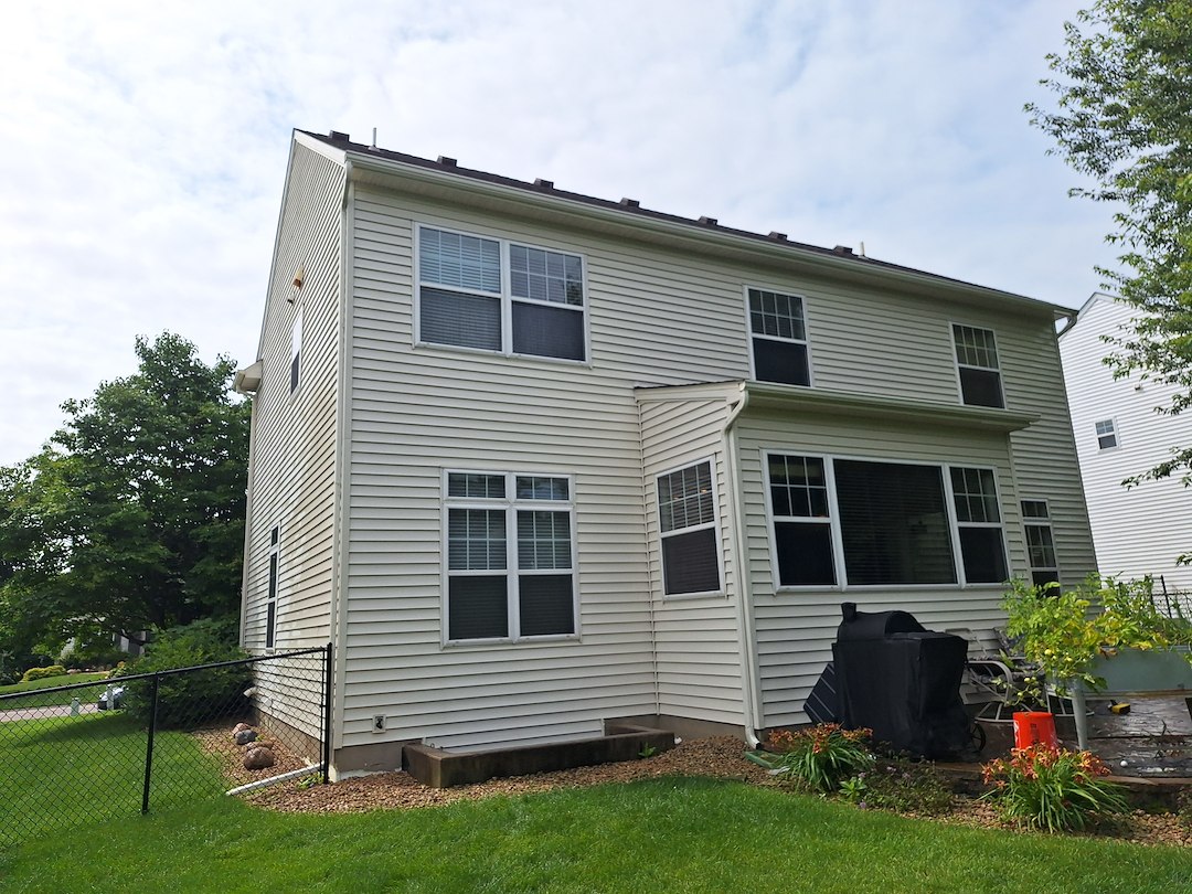 House Washing in St. Michael, MN 1